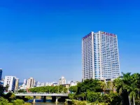 Ramada by Wyndham Longyan Hotels near Temple of the Queen of Heaven (Minyuan Road)