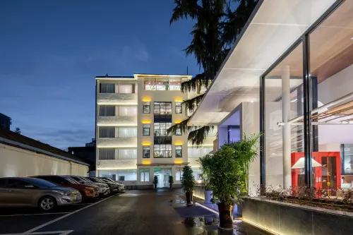 Guoling Hotel No.19 Hotels in Xixia