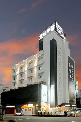 Hotel Torang Jeonju Hotel in zona Seonlinsa
