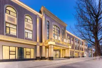 Atour Hotel Hotels near Zhao Mausoleum