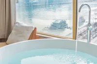 瓶子小屋江景主題民宿（解放碑洪崖洞店）