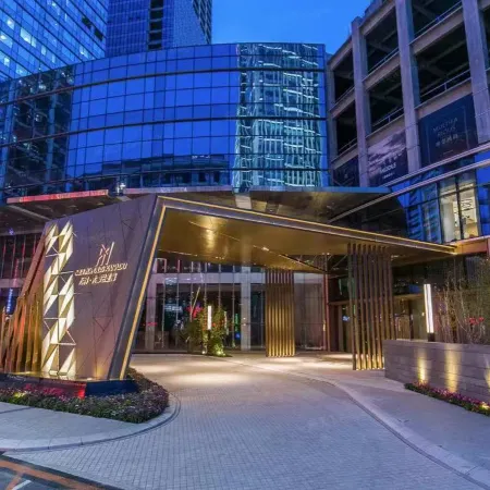 Dalian Baixuan Hotel Apartment (Xinghai Square)