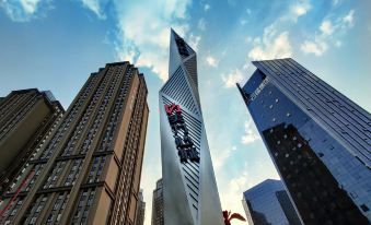 Urban Light Hotel (Kunming South Railway Station Chunrong Street Subway Station)