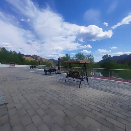 Tangzimiao Nuanquanhui Hot Spring Homestay