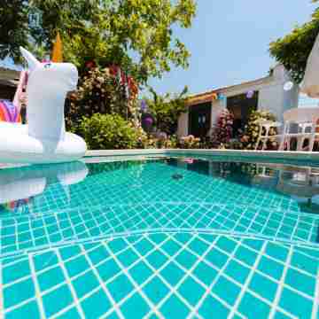 Mountain Flower House Theme Homestay Rooms