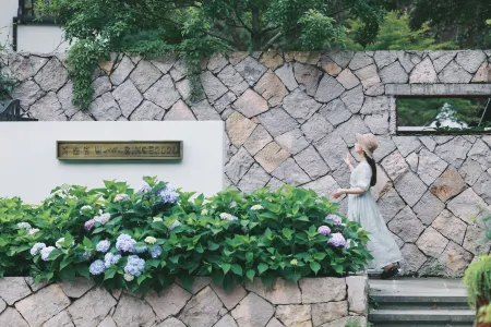 Lin'an Mishuyou Mountain Home stay (the Taihu Lake Lake Source Scenic Spot Store) Отели рядом с достопримечательностью «Taihuyuan Scenic Area»