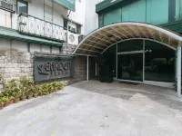 Garden Plaza Hotel Manila โรงแรมใกล้สวนปาโก