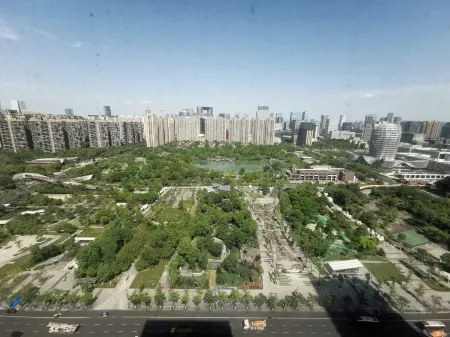 FILY Full Suite Service Apartment (Tianfu 3rd Street Shihao Plaza) Отели рядом с достопримечательностью «Tiexiang Temple»