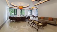Royeah Hotel