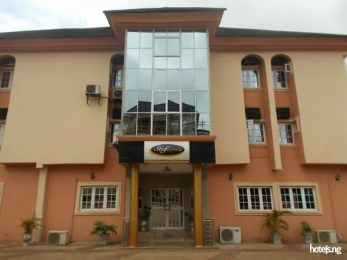 Stef Suites Hotels in GRA