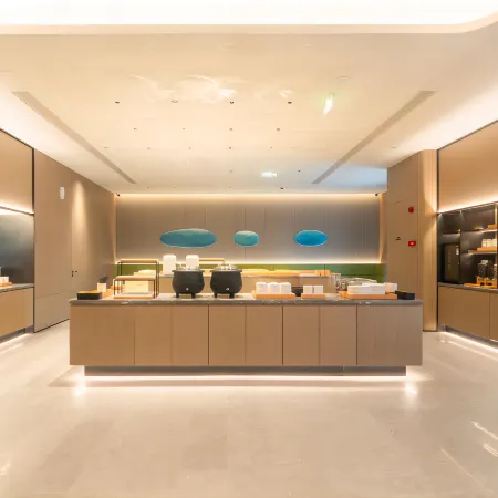 JI Hotel (Maoming Railway Station Fortune Building)