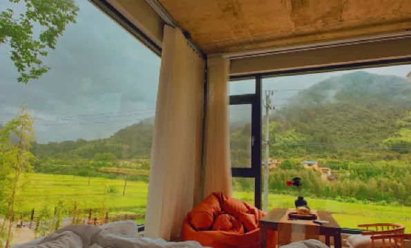 Yitu Xiqiu·Family Boutique Beauty Hotel Отели рядом с достопримечательностью «Fangyukong Yanjiyou Capsule Bookstore»