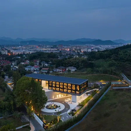 Anji Moma Resort