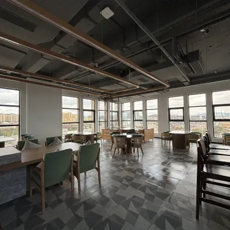 Yuhuadao Boutique Resort Hotel (Yanshan Longhu Park)