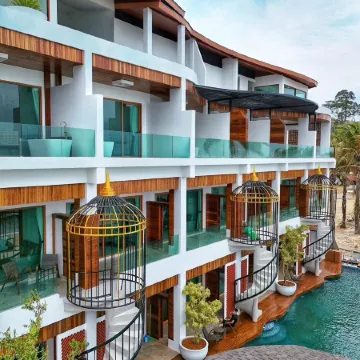 Hotel Villa AoKhanom Beachfront