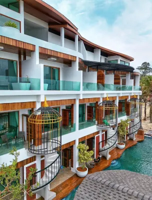 Hotel Villa AoKhanom Beachfront