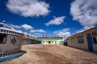 Zhangbei Gathering Yueke Home Hotels near Zhongdu Original Grasslands Resort (Southeast Gate)