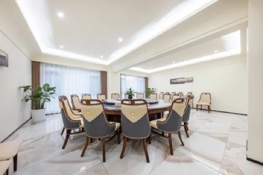 Hongzhen Garden Hotel