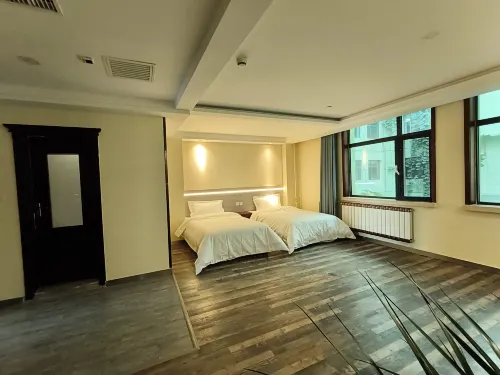 Ulanqab Jiahui Homestay Hotel (Chuntian Commercial Building Central Plaza)
