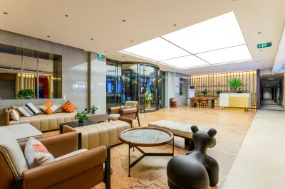 Hongdong  Whale International Hotel