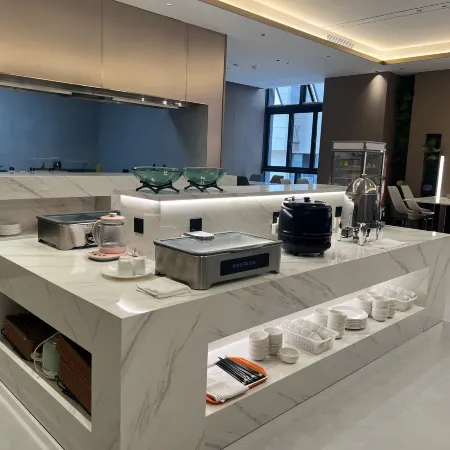 Waitan Intercontinental Hotel