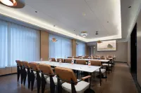 Me Young Me House Hotel (Zhuzhou Future Cloud MALL Shennong City) - 2-Star
