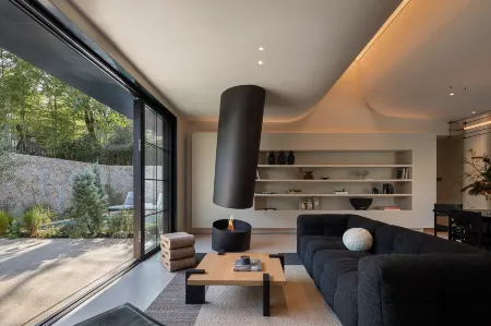 Anji Fanfan Manor Private Hot Spring Resort Hotel Отели рядом с достопримечательностью «Earth Light Art Commune»