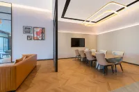 Homeinn Plus Hotel (Hotan Huochezhan)