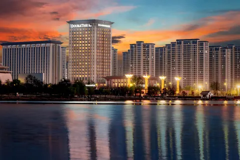 DoubleTree by Hilton Kaifeng
