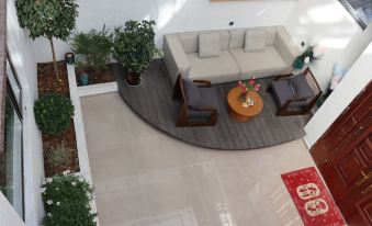 Shangri-La Guiman Designer Publicly-maintained Homestay