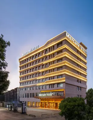 MERCURE KASHGAR INTERNATIONAL EXHIBITION CENTER Hotels near Xiang Fei Park