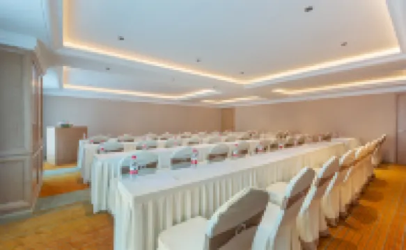 Vienna Hotel (Yiwu Chengxi Zhixin Nightless City)