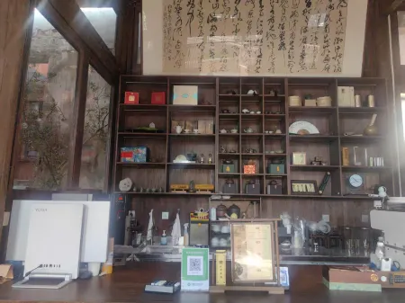 changshahuiguan Отели в г. Хунцзян