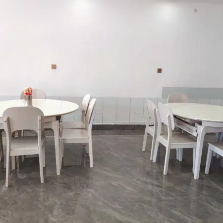 Muli Yinfeng Hotel