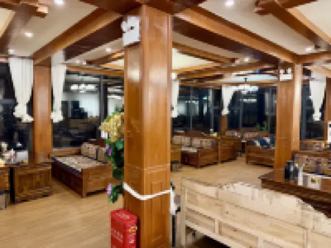 Laigu Glacier Yalasuo Homestay