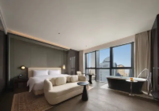 ACCOLADE Hotel (Monument to the People's Liberation Branch)