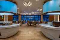 Oriental Snow Hotel - 5-Star