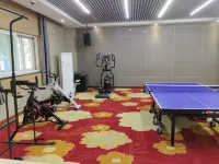 Bailu Binshe Hotel (Beijing Xinguozhanhou Shaqi Subway Station) - Spor Salonu
