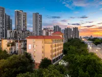 Yameitu Huanyue Hotel (Liuzhou Shengli Barbecue City) - parcheggio