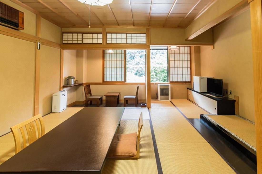 静響の宿 白雲荘 高山 を宿泊予約 22年安い料金プラン 口コミ 部屋写真 Trip Com