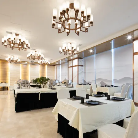RezenSelect Hotel Nanjing South Railway Station