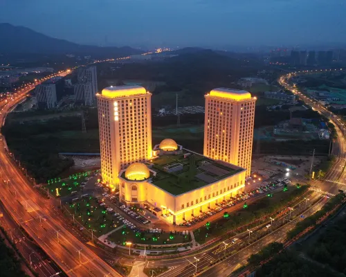 Baijin Hanjue Hotel Hotels near Qi Xia