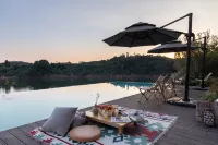 Lost Villa · Thousand-Island - Rooftop Pools