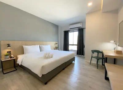 Bliq Hotel Chanthaburi Hotels near Wat Phlup