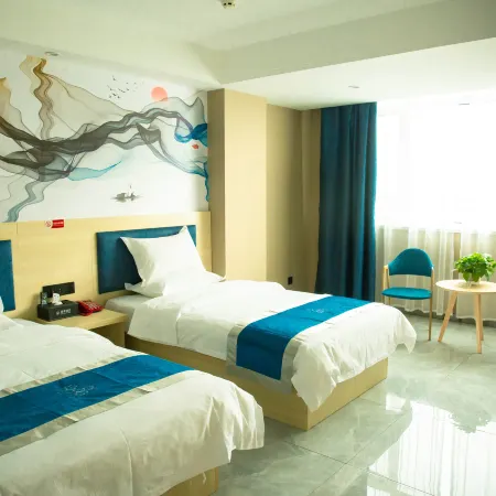 yiju  hotel Отели в г. Лунси