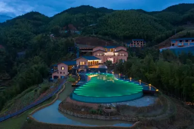 Guifan Tianyin Guesthouse Hotels in Chongyi