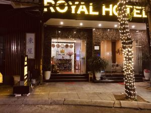 Royal Hotel