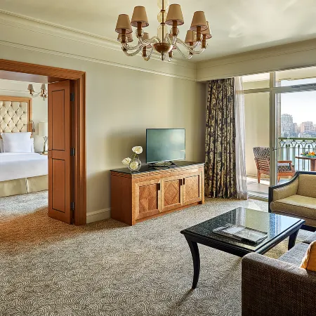 Four Seasons Hotel Cairo at Nile Plaza