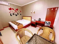 Leju Express Hotel