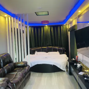 Wuning Ronghu RV Accommodation